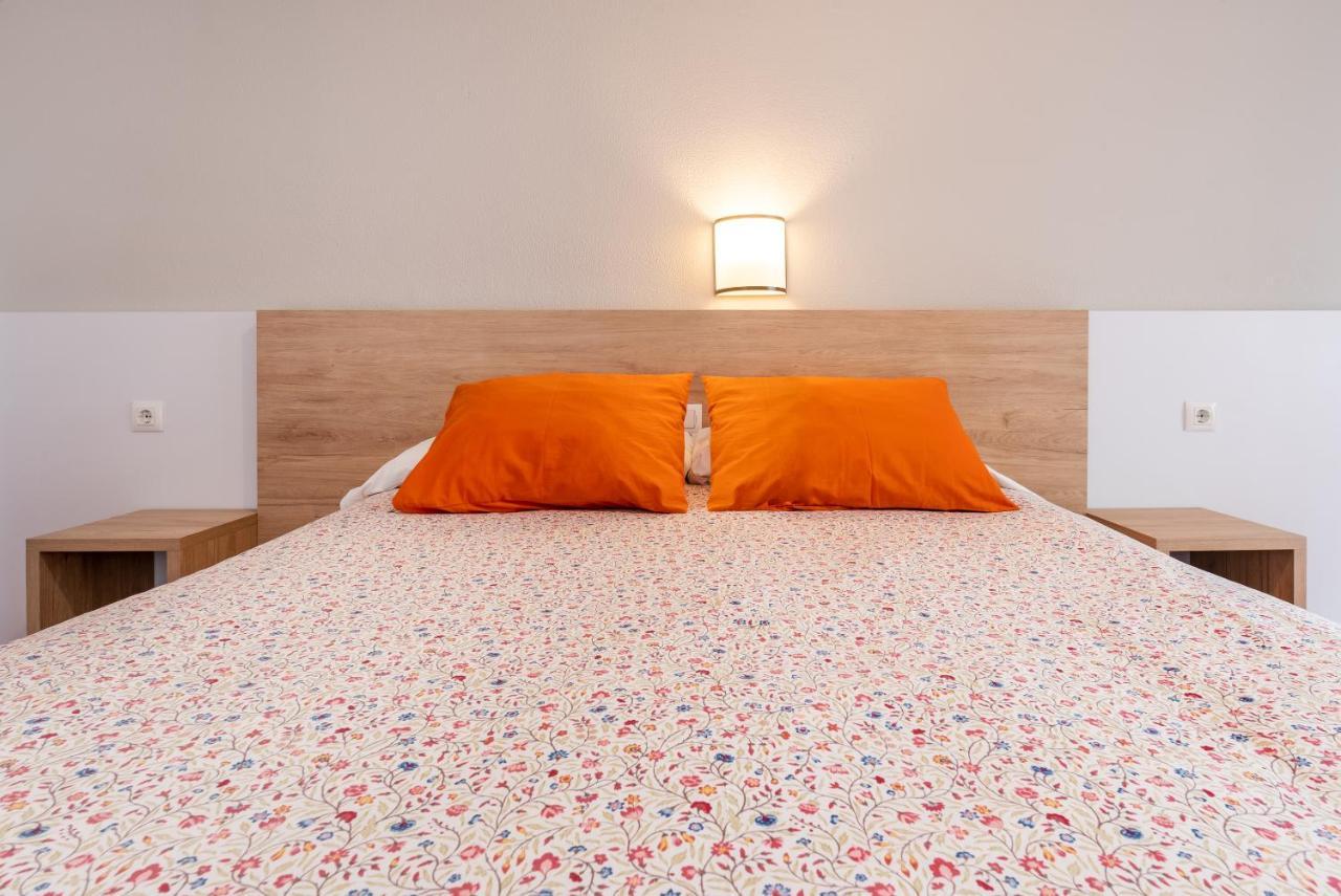 Apartamentos Astoria Tarragona Exteriör bild