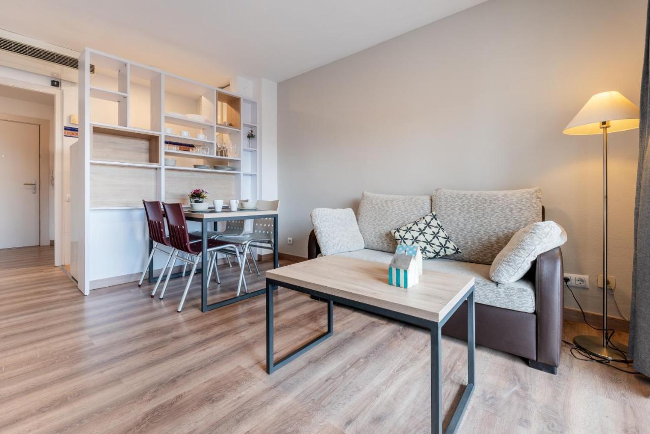 Apartamentos Astoria Tarragona Exteriör bild