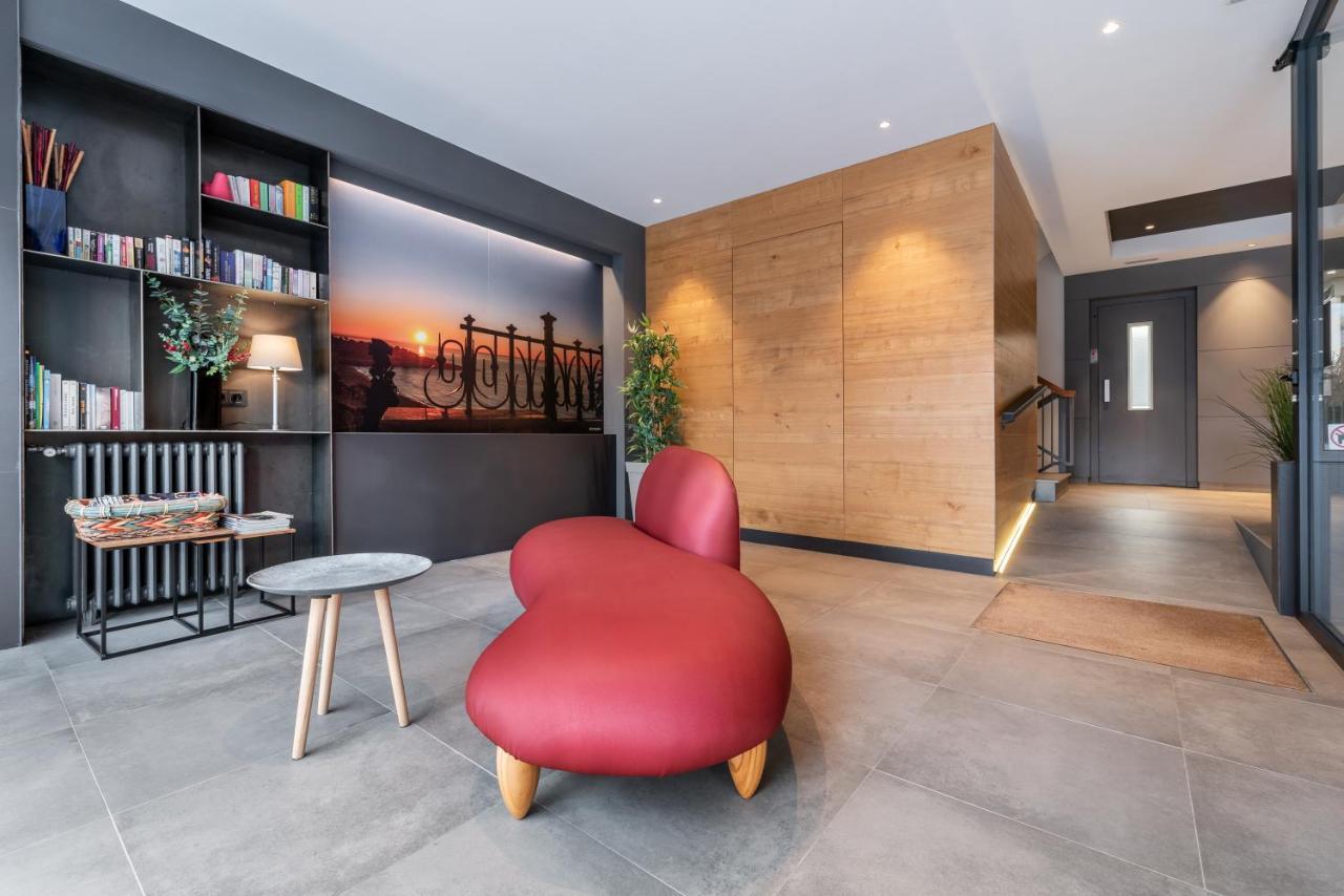 Apartamentos Astoria Tarragona Exteriör bild